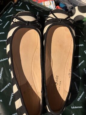 Kate Spade Flats Size 6